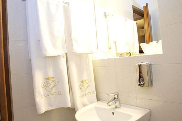 Hotel Sara Neptun Zewnętrze zdjęcie
