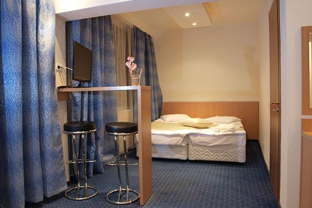 Hotel Sara Neptun Zewnętrze zdjęcie